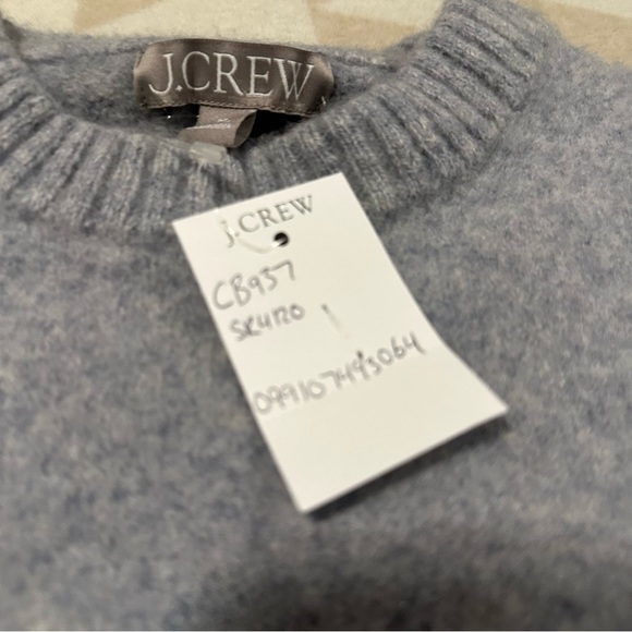 J crew Relaxed crewneck sweater in wool - Picture 3 of 4